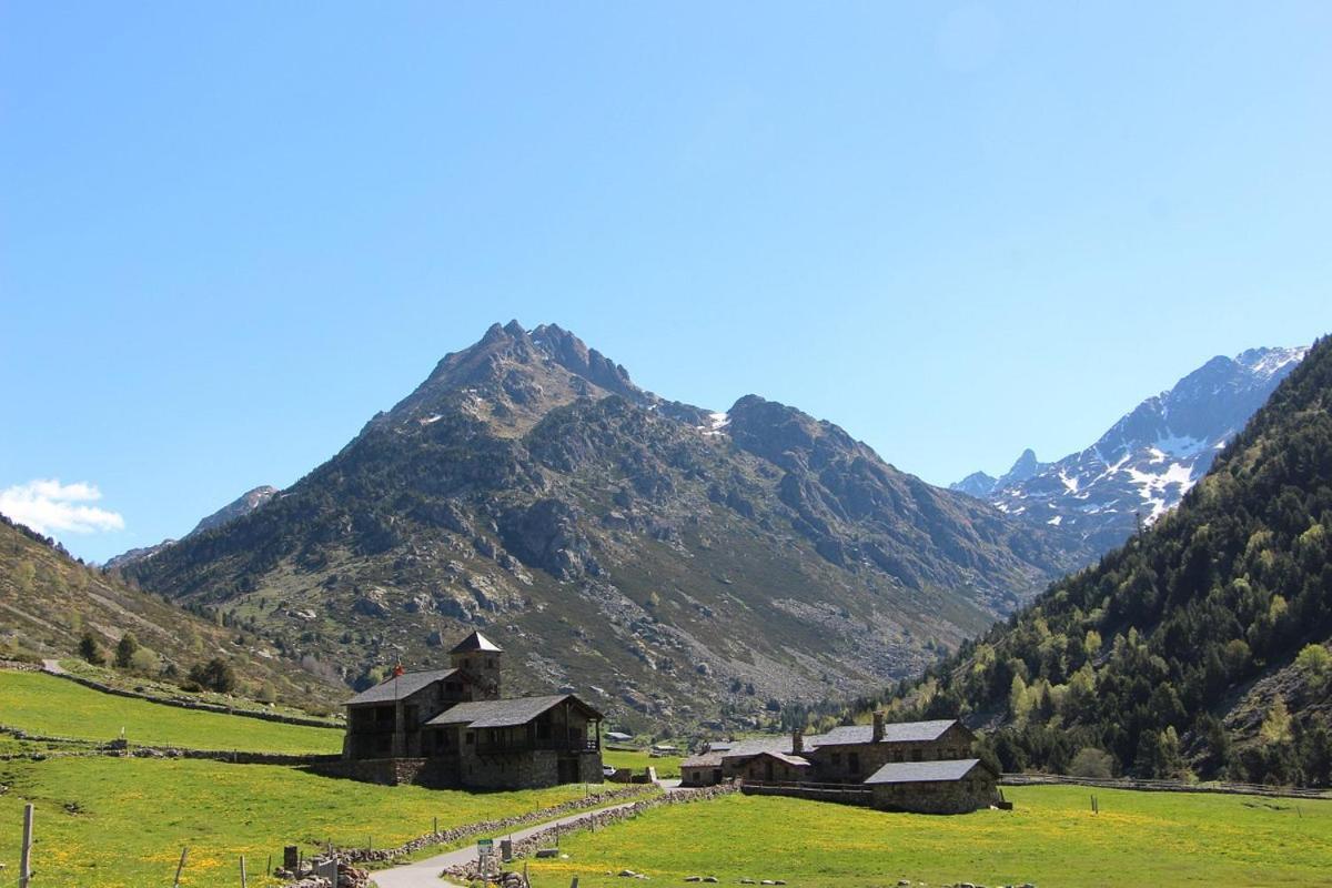 Pleta De Soldeu Lodge Bagian luar foto